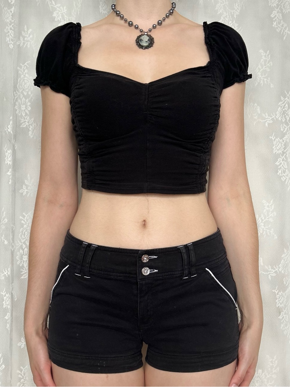 2000s Grunge Low Rise Black Shorts